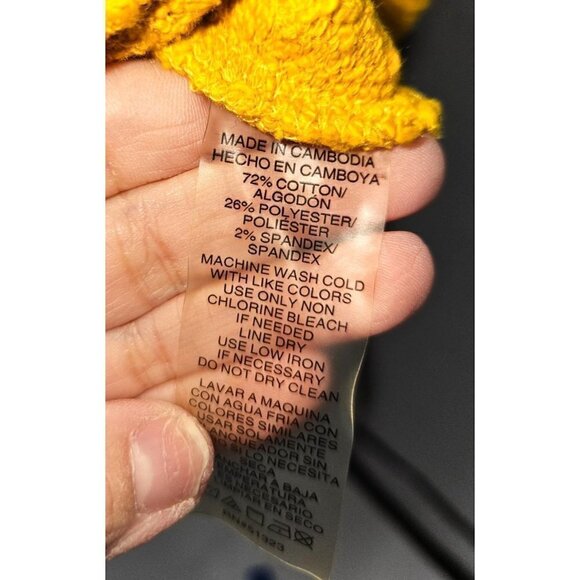 Two by Vince Camuto Sz M Mustard Yellow Slub Knit Button Cardigan Exposed Seams - Picture 6 of 6